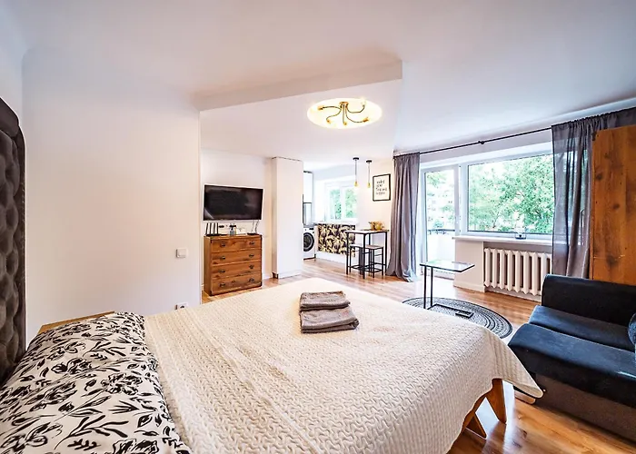 Hugo Apartment